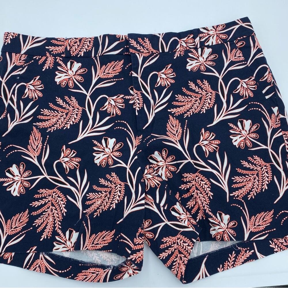 Banana Republic Shorts Floral Navy & Red Classic Resort Wear Walking 5” size 12